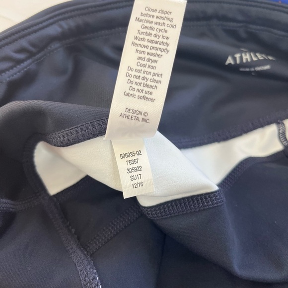 Athleta Tropical Precision 7/8 Ankle Tight Leggings Navy Floral New Size Large - Picture 6 of 10